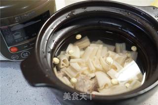 双莲排骨汤的做法步骤:4