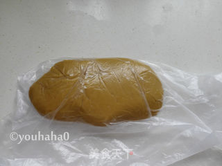 广式蛋黄月饼的做法步骤:5