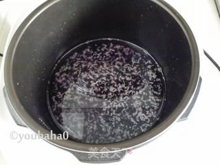 黑米饭的做法步骤:2