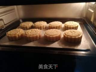 广式月饼的做法步骤:7