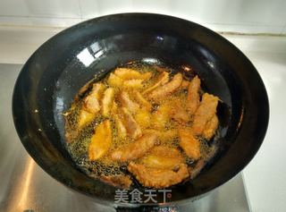 焦熘肉段的做法步骤:8