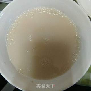 五香黑芝麻花卷的做法步骤:2