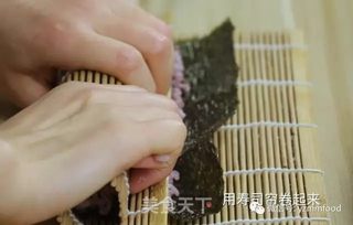 桃红大虾寿司卷的做法步骤:13