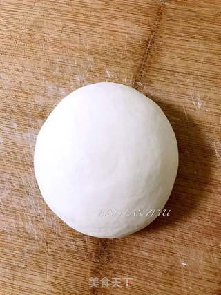 鲜香薄皮韭菜馅饼的做法步骤:2