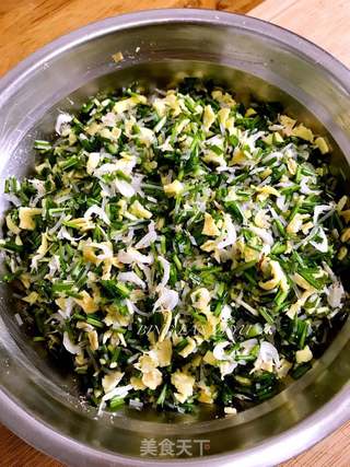 鲜香薄皮韭菜馅饼的做法步骤:5