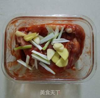 叉烧鸡腿饭的做法步骤:2