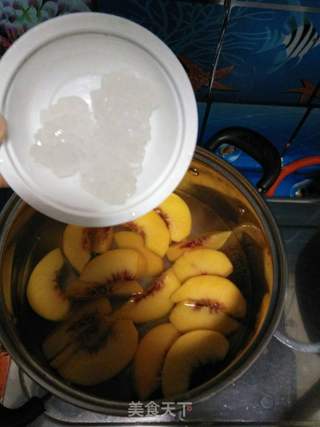 黄桃罐头的做法步骤:5