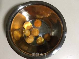 金沙花卷的做法步骤:5