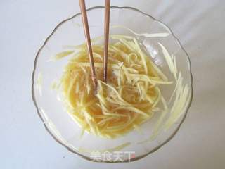 土豆丝饼的做法步骤:4