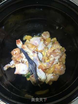 安小姐的创意美食----蒜香牛肚鸡的做法步骤:2