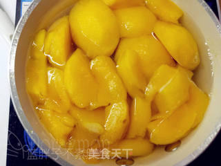 甜到心头的黄桃夏洛特蛋糕的做法步骤:3