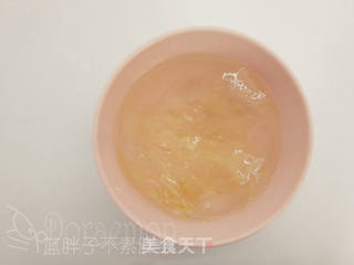 甜到心头的黄桃夏洛特蛋糕的做法步骤:5