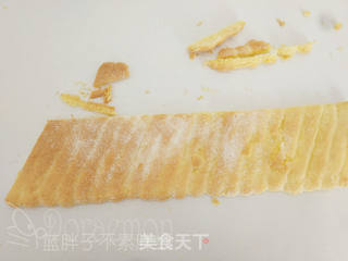甜到心头的黄桃夏洛特蛋糕的做法步骤:20