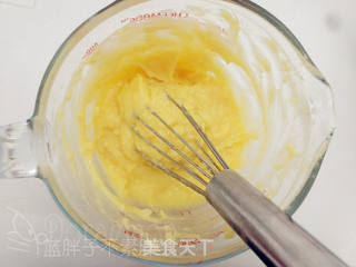 甜到心头的黄桃夏洛特蛋糕的做法步骤:23