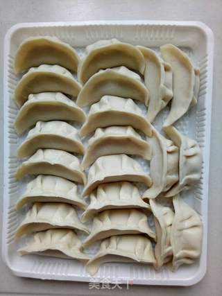 虾仁玉米水饺的做法步骤：13