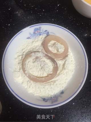 酥炸鱿鱼圈的做法步骤:4