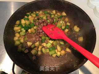 瓜丁麻食汤的做法步骤:13