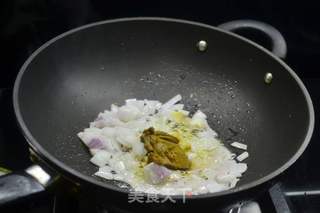 【93度铁定香】咖喱鸡肉焖饭的做法步骤：6