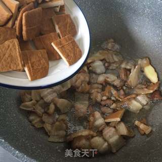 农家小炒肉的做法步骤：4