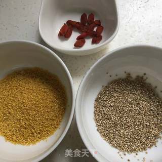 小米黎麦养生粥的做法步骤：1
