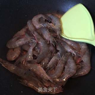 三杯虾的做法步骤:4