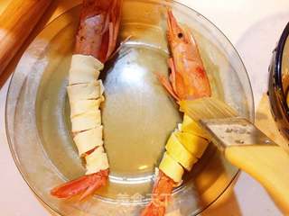 咖喱酥皮大虾的做法步骤:7