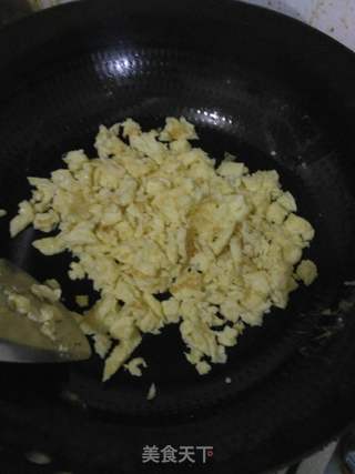 自制速冻韭菜鸡蛋水饺的做法步骤:3