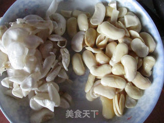 桃山松仁奶黄月饼的做法步骤:3