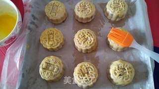 红豆月饼的做法步骤:8