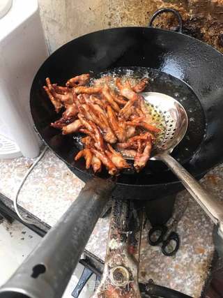 虎皮鸡爪(麻辣鸡爪)的做法步骤:6