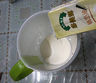 自制醇滑酸奶的做法步骤:3