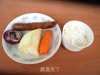 香肠炒饭的做法步骤：1