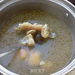 冬菇黄豆猪蹄汤的做法步骤:6