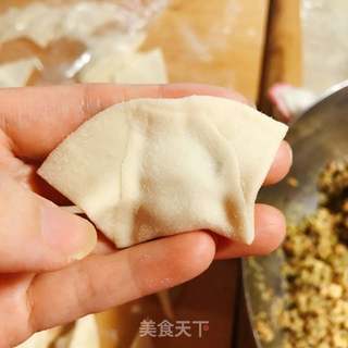 酸汤鲜鱼馄饨的做法步骤:12