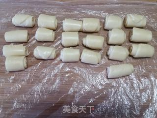 榨菜鲜肉月饼的做法步骤:16