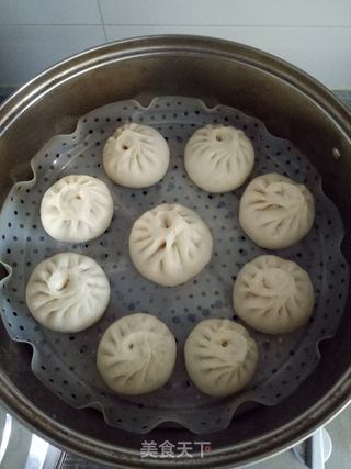 萝卜鲜肉包子的做法步骤:18