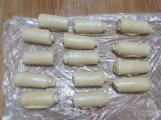 肉松麻糍蛋黄酥的做法步骤:13