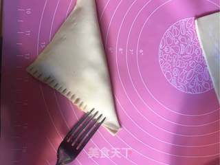 快手简单榴莲酥的做法步骤:10