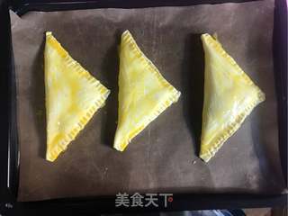 快手简单榴莲酥的做法步骤:12