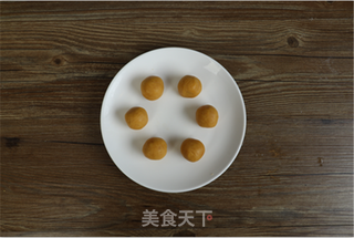 中秋新品~奶黄流心月饼的做法步骤:7