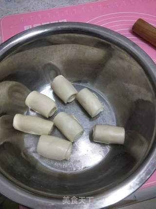 红豆沙蛋黄酥的做法步骤:20