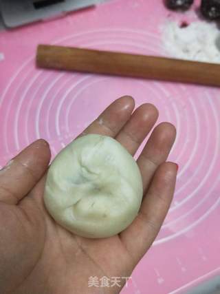 红豆沙蛋黄酥的做法步骤:25