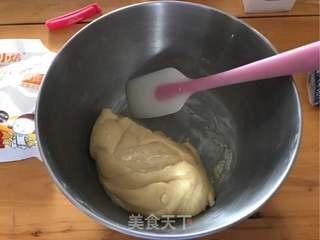 莲蓉蛋黄月饼的做法步骤:6