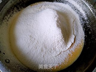 酸奶戚风蛋糕(非水浴法)的做法步骤:5