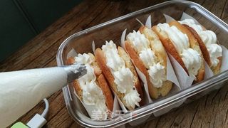 鲜奶小贝的做法步骤:9