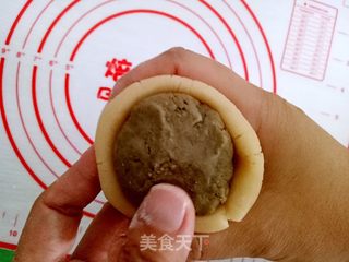 手作月饼#今年给咱爸妈送爱意浓浓月饼#的做法步骤:9