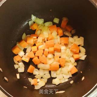 香苹南瓜浓汤的做法步骤:5