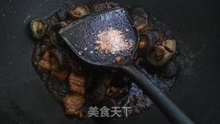 #香菇红烧肉的做法图解13