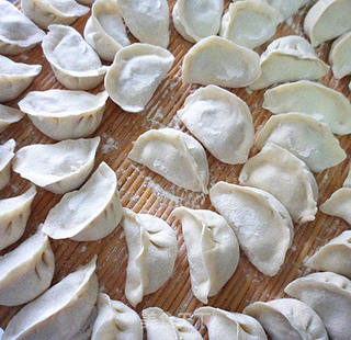 南瓜香菇水饺的做法步骤：8