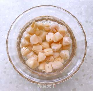 瑶柱烧冬瓜的做法步骤：1